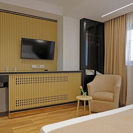 Mark Hotel Tirana Bërxull Exterior foto